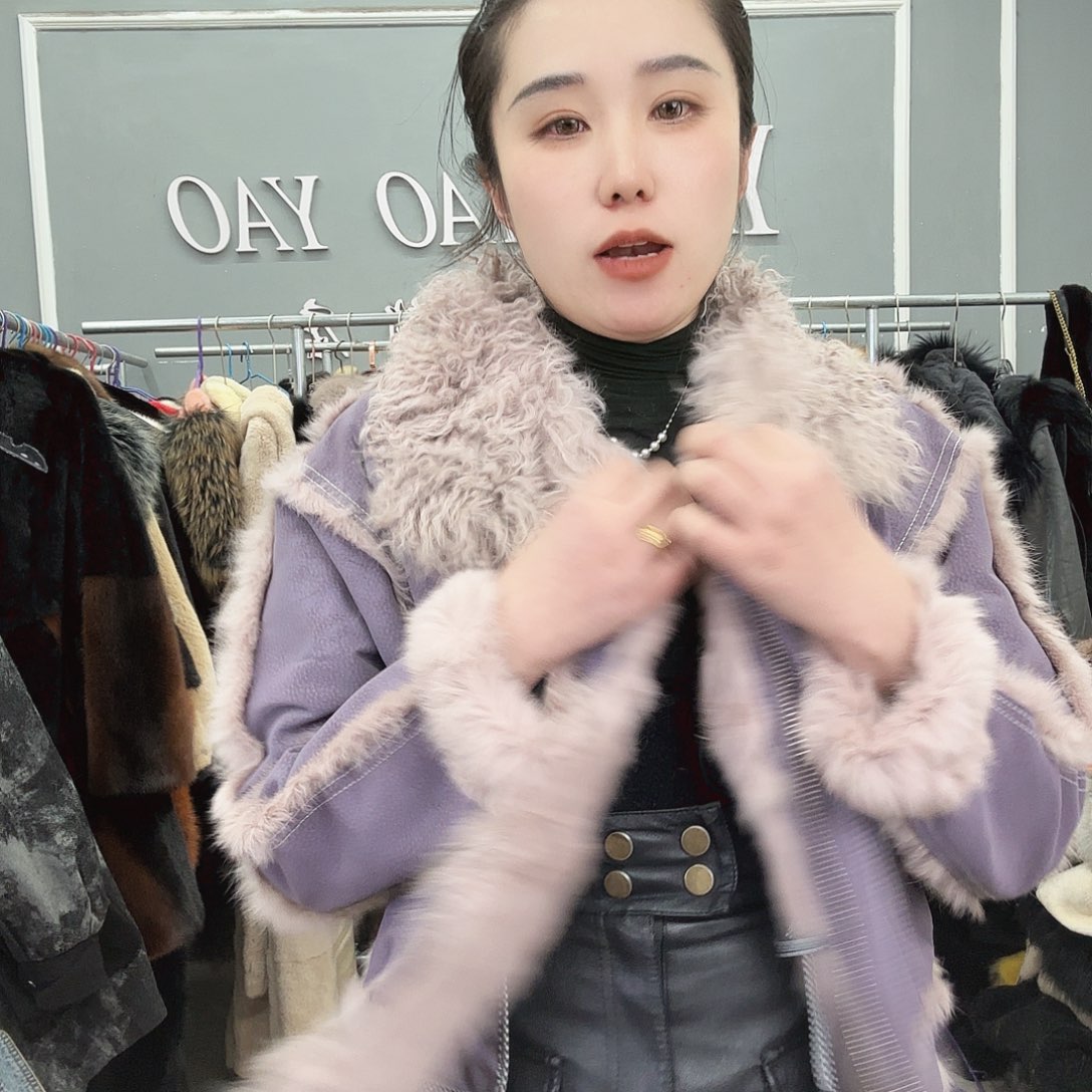 姚小妖家高端皮草