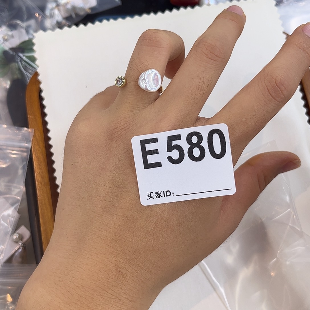 淡水珍珠耳饰合金