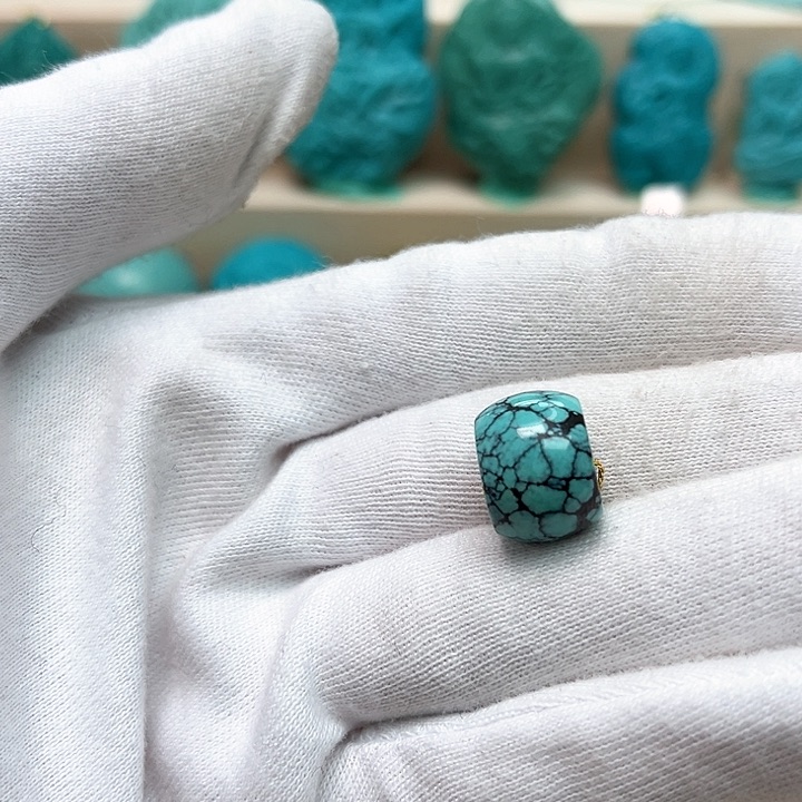 绿松石珠宝未镶嵌