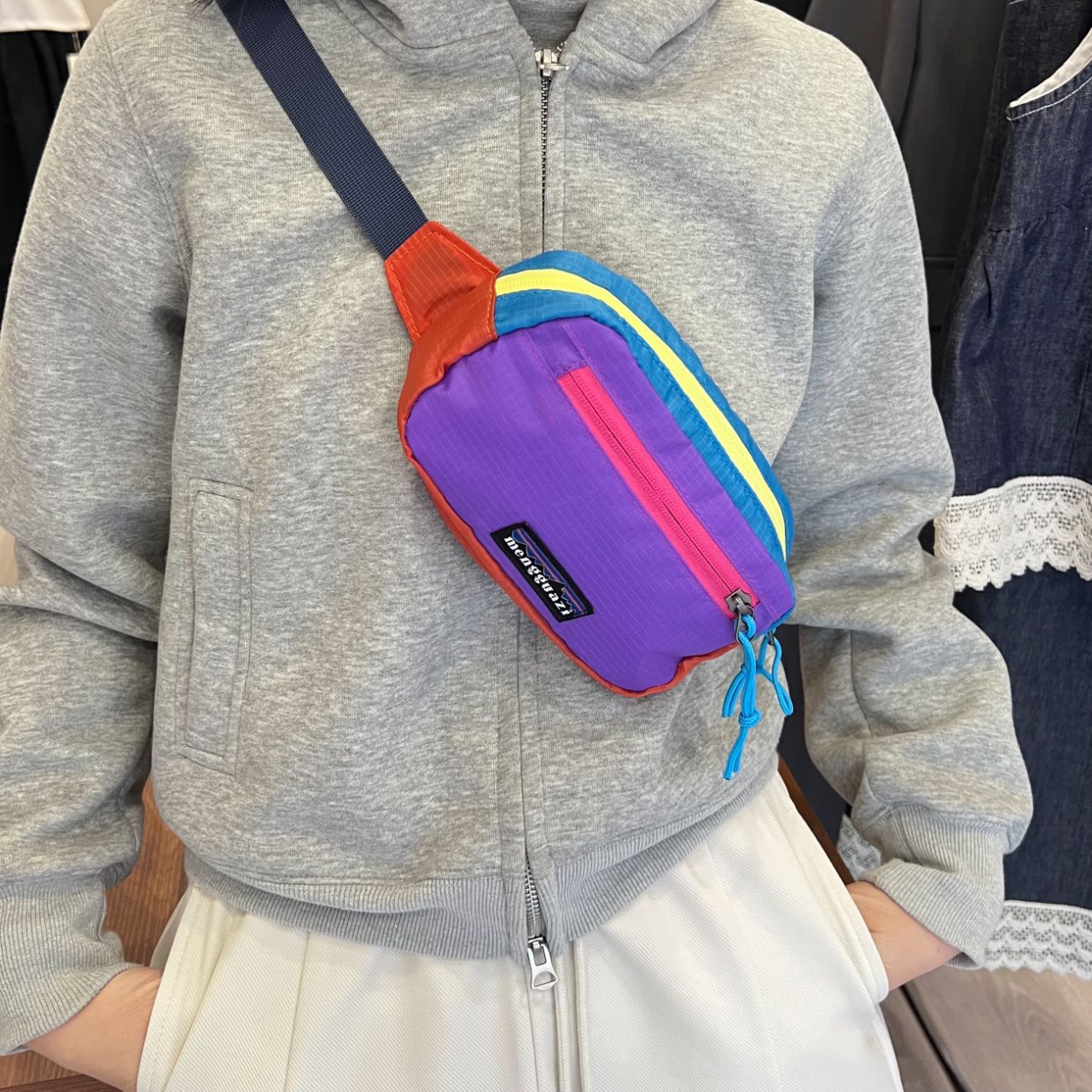 【漫威蒂尼】户外山系风胸包多巴胺撞色设计腰包大容量时尚潮流小包