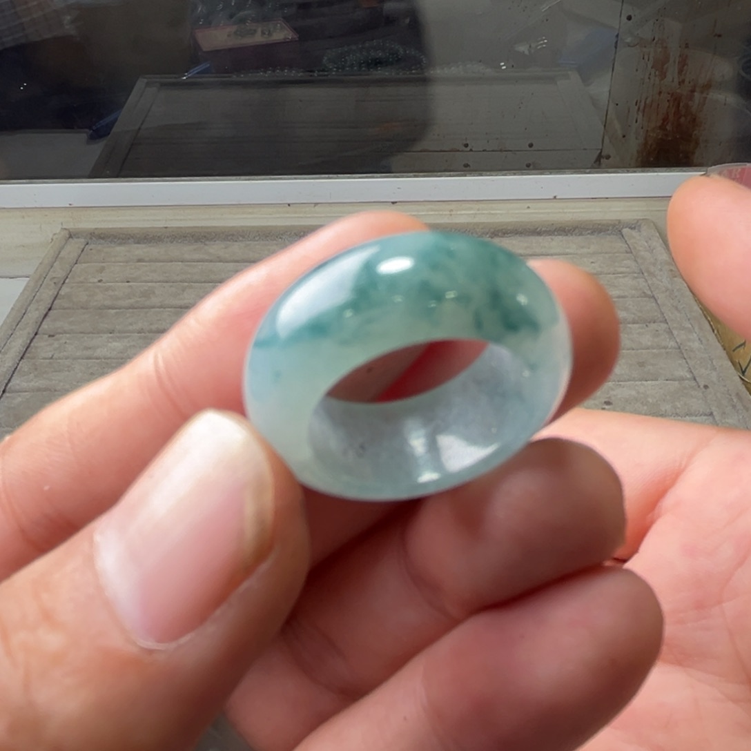 定制翡翠未镶嵌圈口17