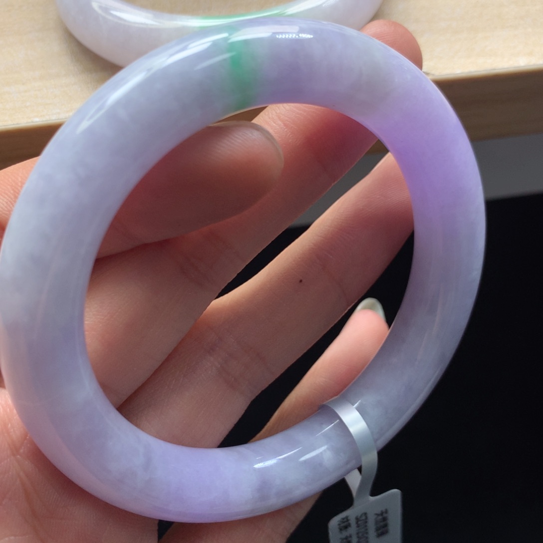 未镶嵌手镯翡翠?***海手镯