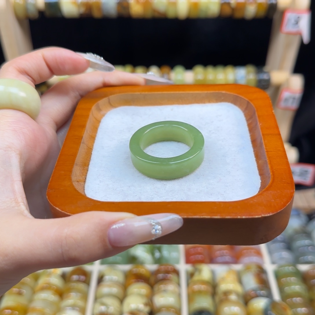 蛇纹石玉内径24合金九*