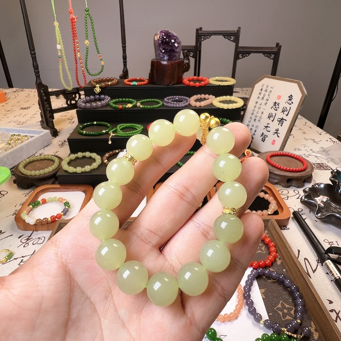 和田玉未镶嵌手链晴水设计手串