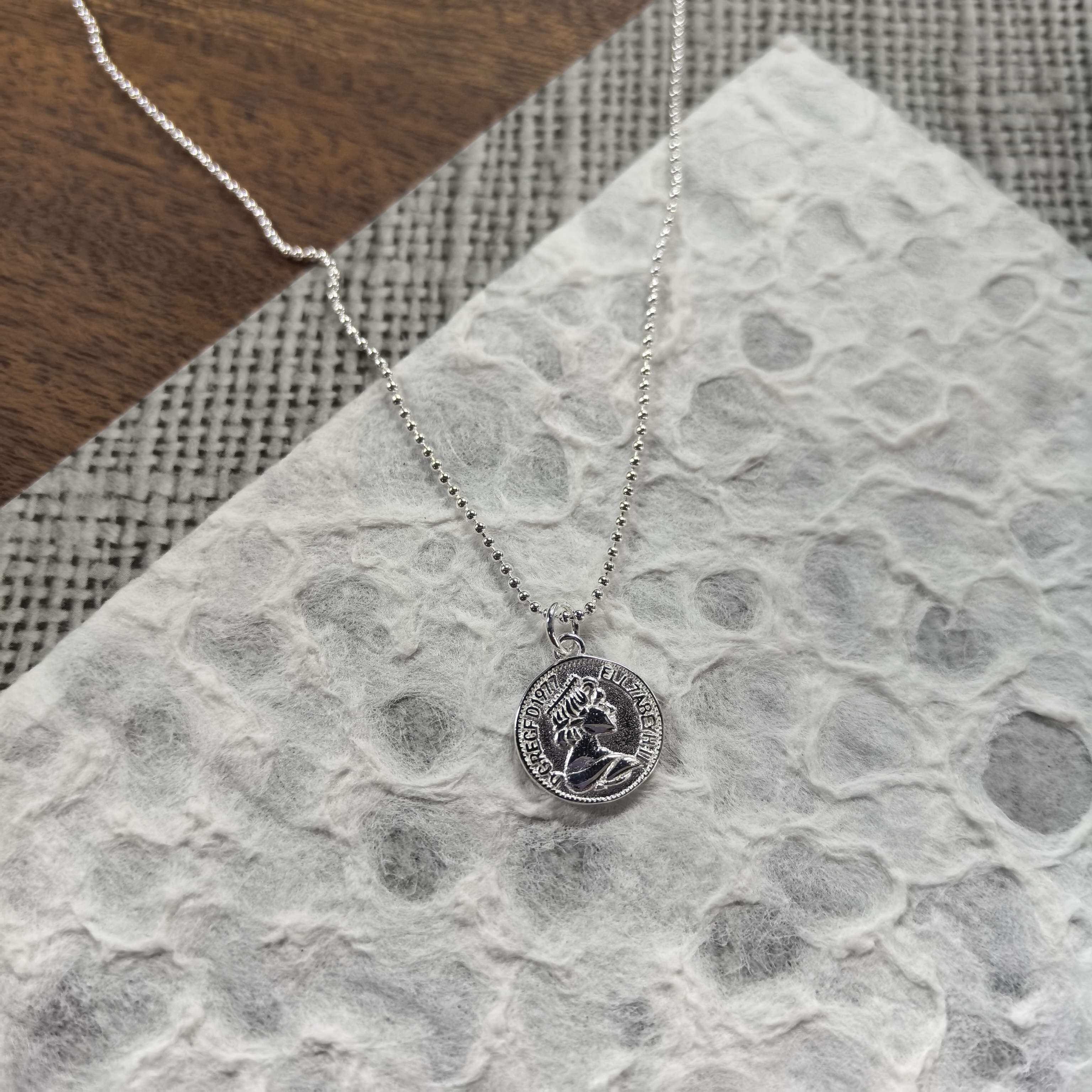 坠链均925银 高级大气轻奢圆珠链欧美中古坠链-人像女王套链0993