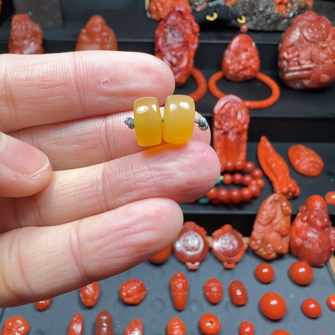 南红玛瑙挂件未镶嵌