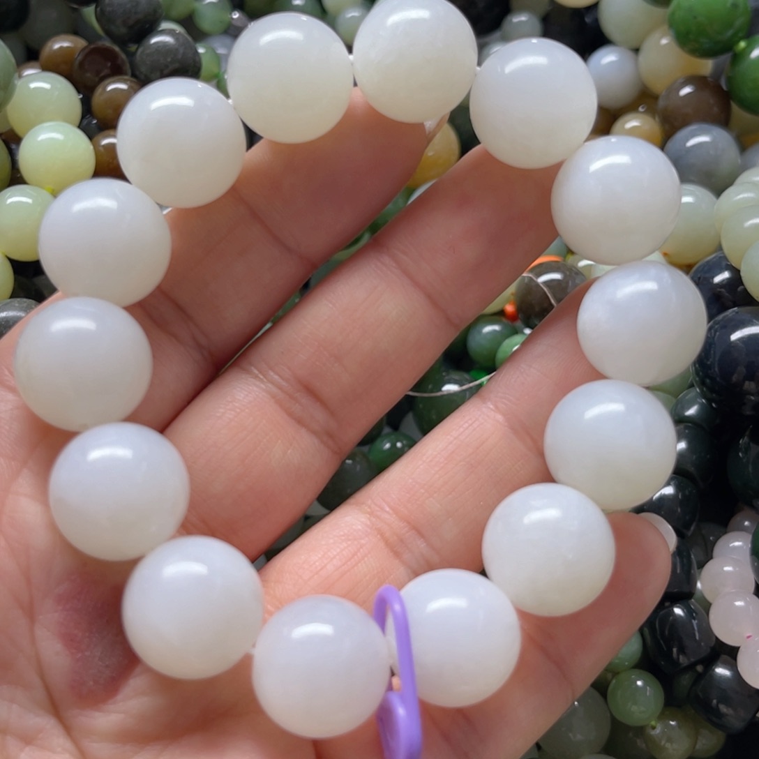 和田玉手链未镶嵌