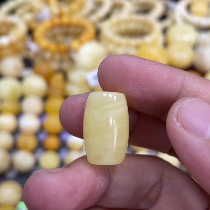 裸石蜜蜡未镶嵌12*19mm