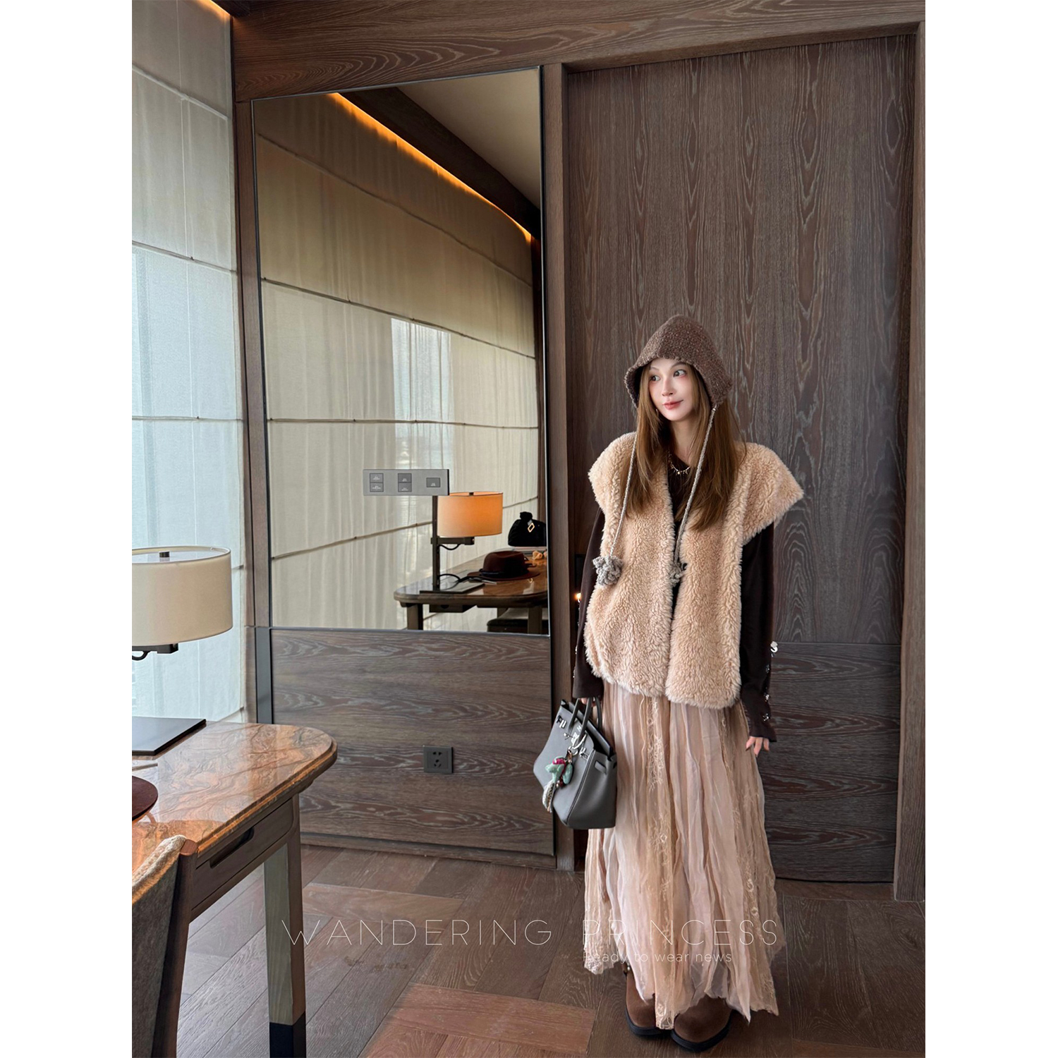 钱美西 2色100澳毛羊羔毛环保皮毛一体廓形马甲简约高级叠穿背心