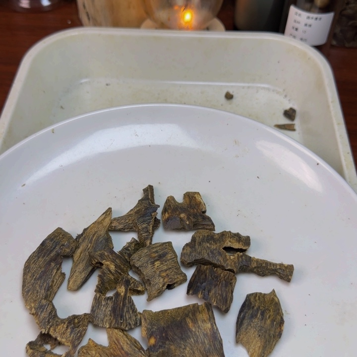 沉香沉香碎屑?****?西瓜叶块料多样性发货