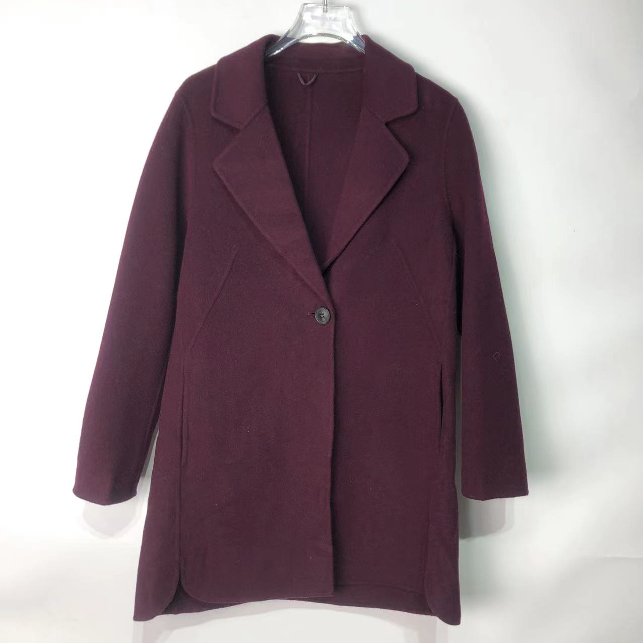 A0615时尚紫色纽扣气质大衣