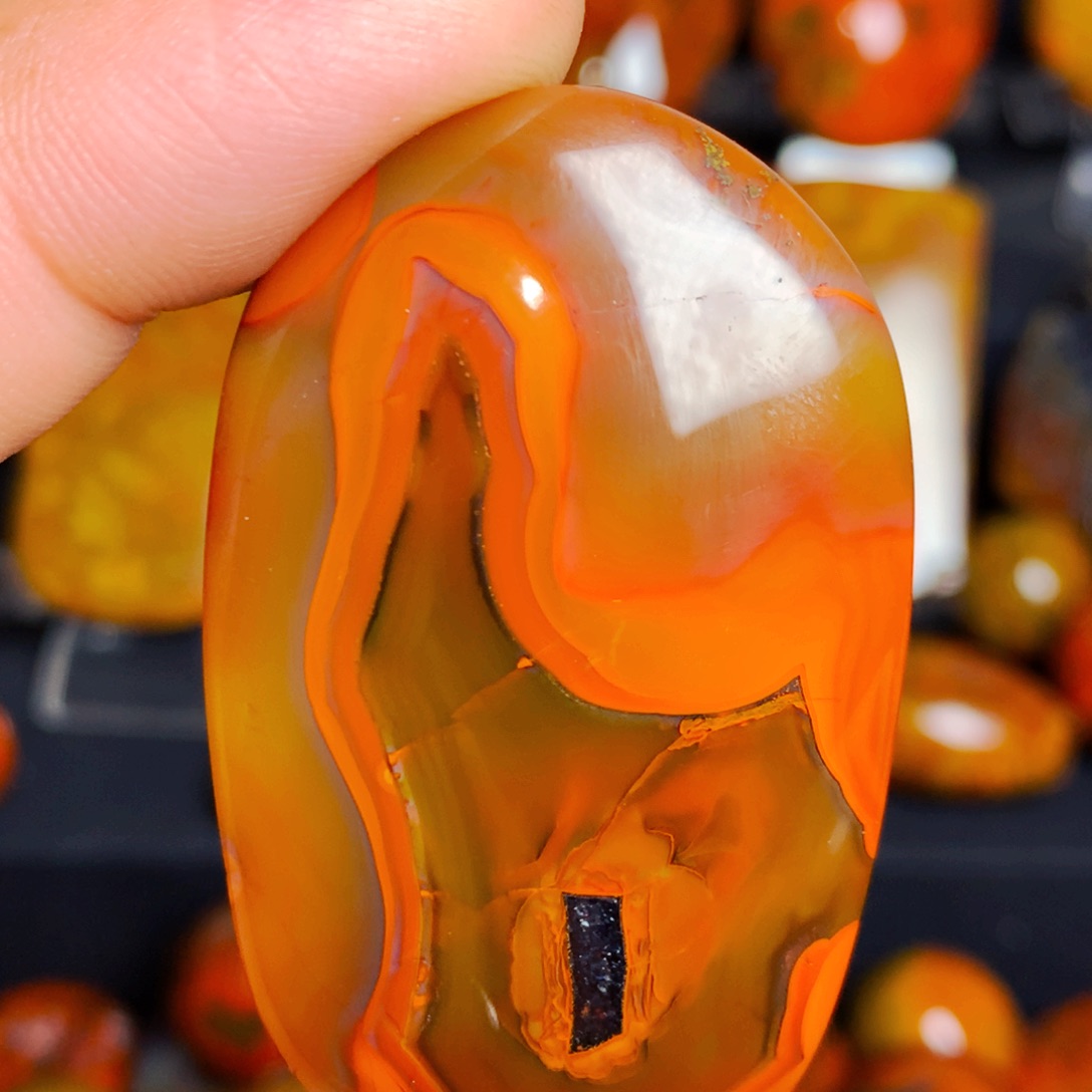 玛瑙/玉髓战国红玛瑙未镶嵌