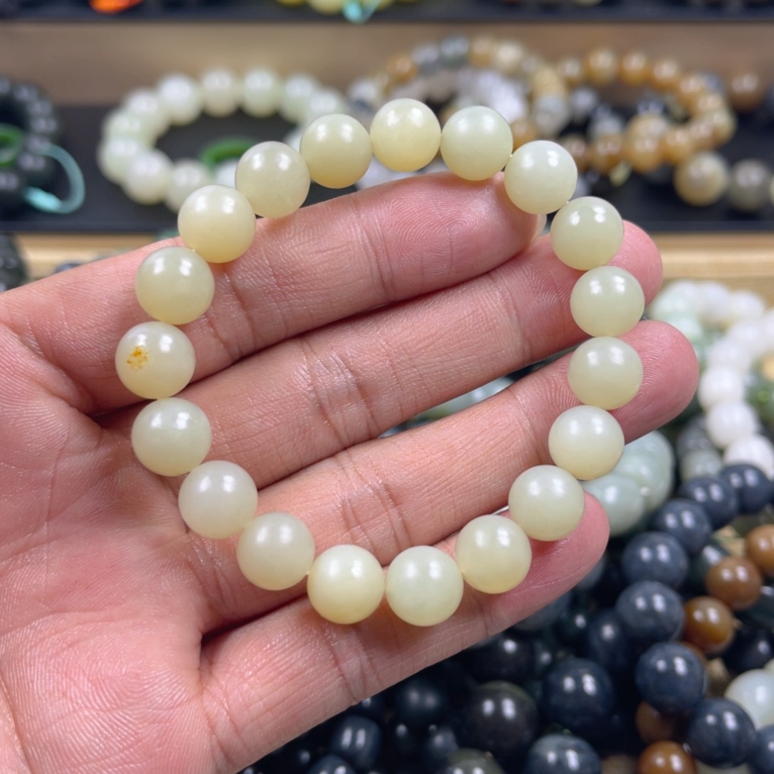 和田玉手串未镶嵌