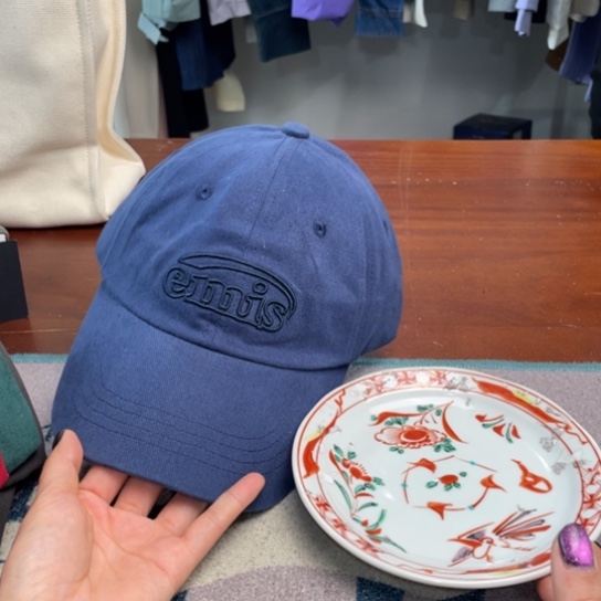 瓷片88。。。。。。。。。。。。。。