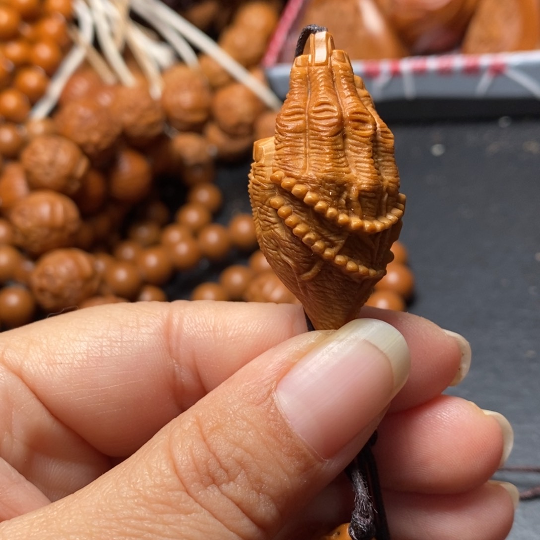 吊坠猴头核桃橄榄