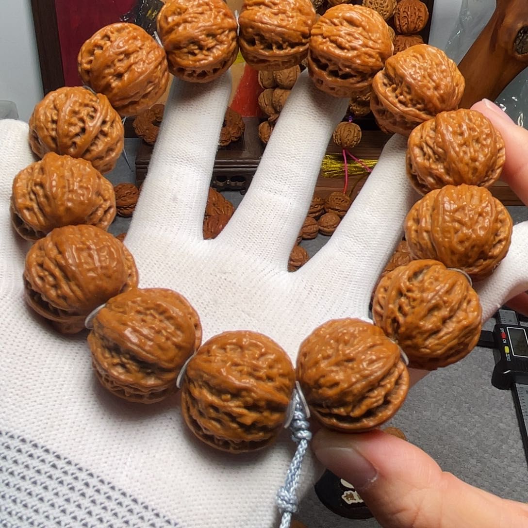 核桃粗筋绣球八棱手持88