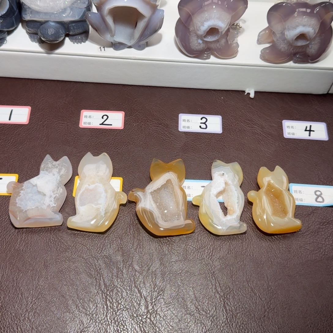 诗***钰玛瑙/玉髓未镶嵌摆件