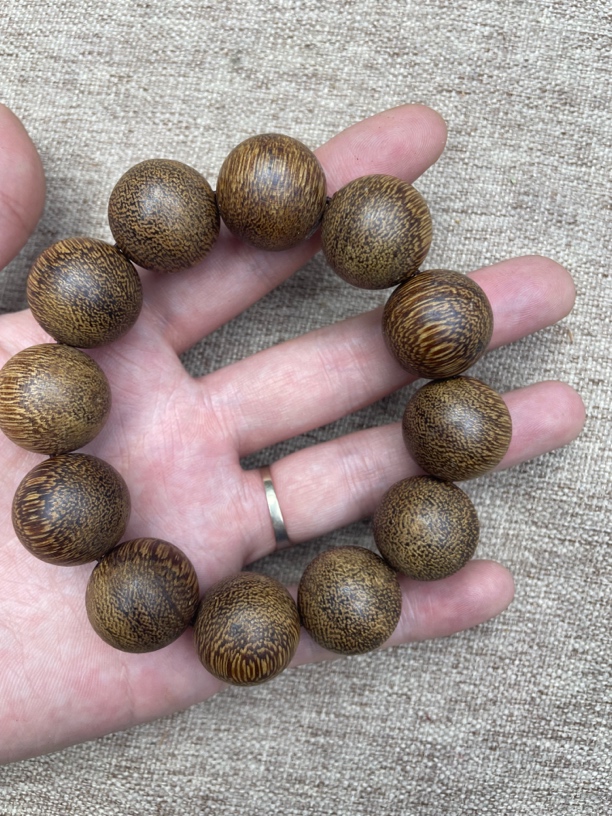 增香沉香木 串文玩老料 45号