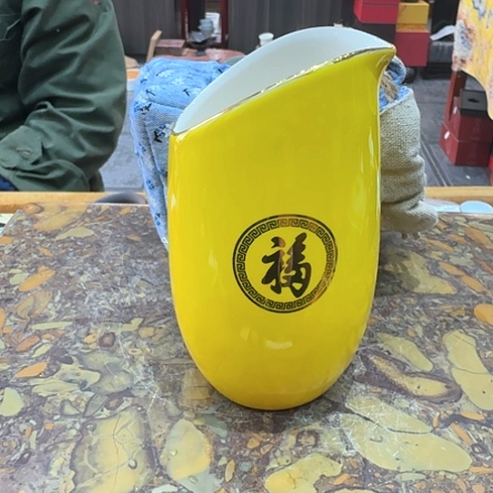 公道一个，瓷。。。。