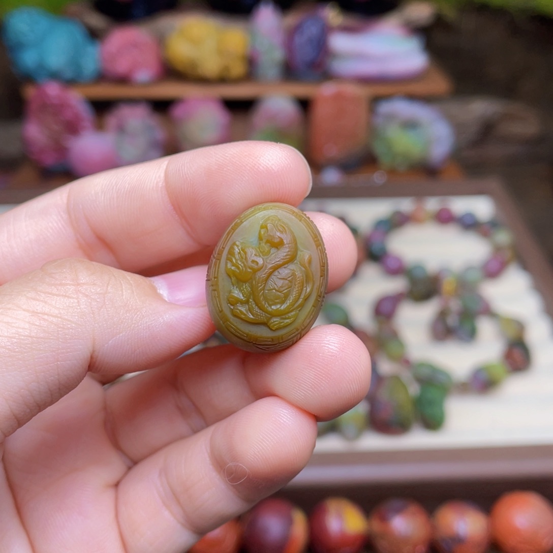 玛瑙/玉髓未镶嵌珠宝半成品盐源玛瑙龙虎
