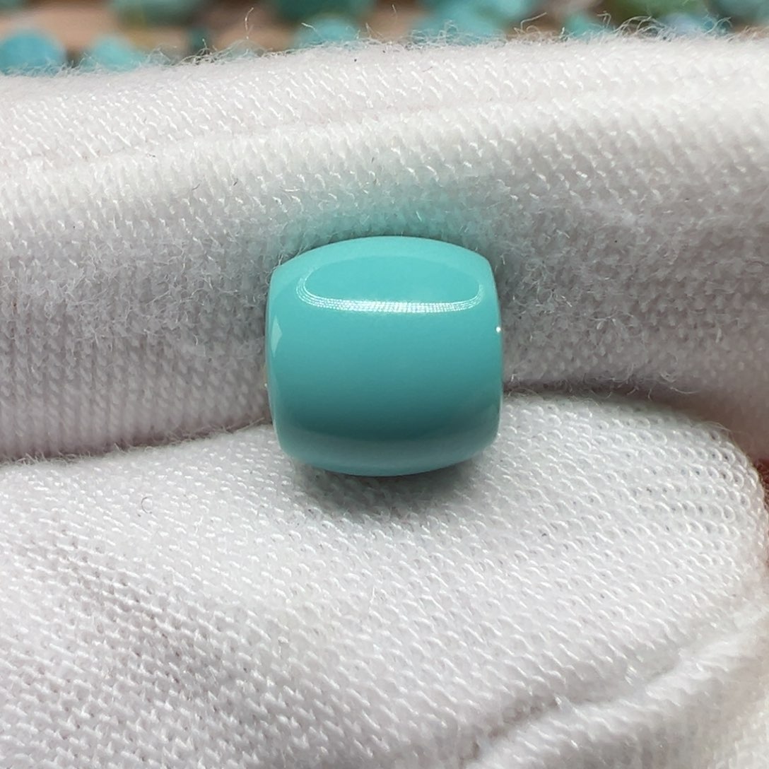 绿松石未镶嵌配饰直径7.1