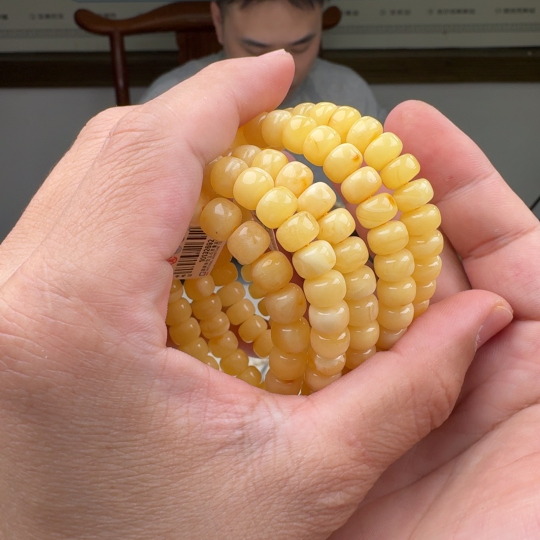 琥珀未镶嵌手链多样性发其一