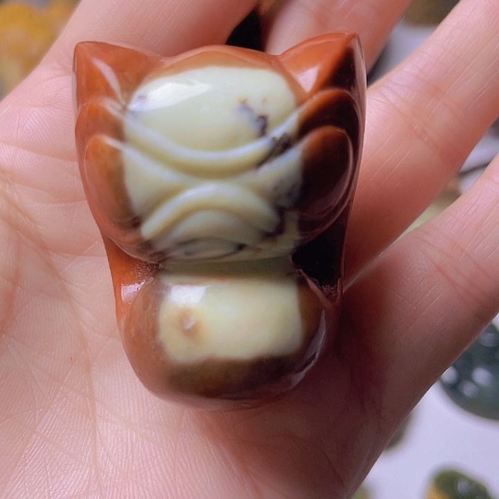 和田玉手把件未镶嵌