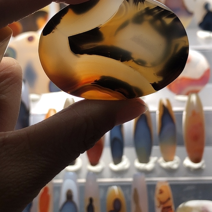 玛瑙/玉髓未镶嵌珠宝半成品151