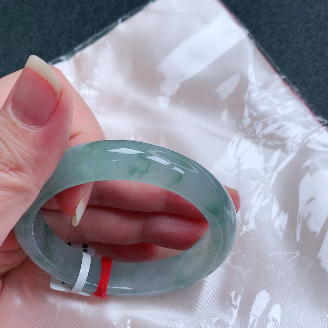 【闪购商品】翡翠手镯未镶嵌，54.8