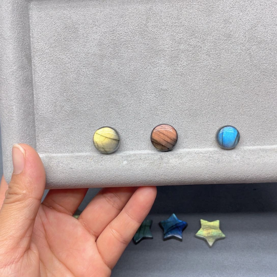 上***了长石颈饰银S925镶嵌