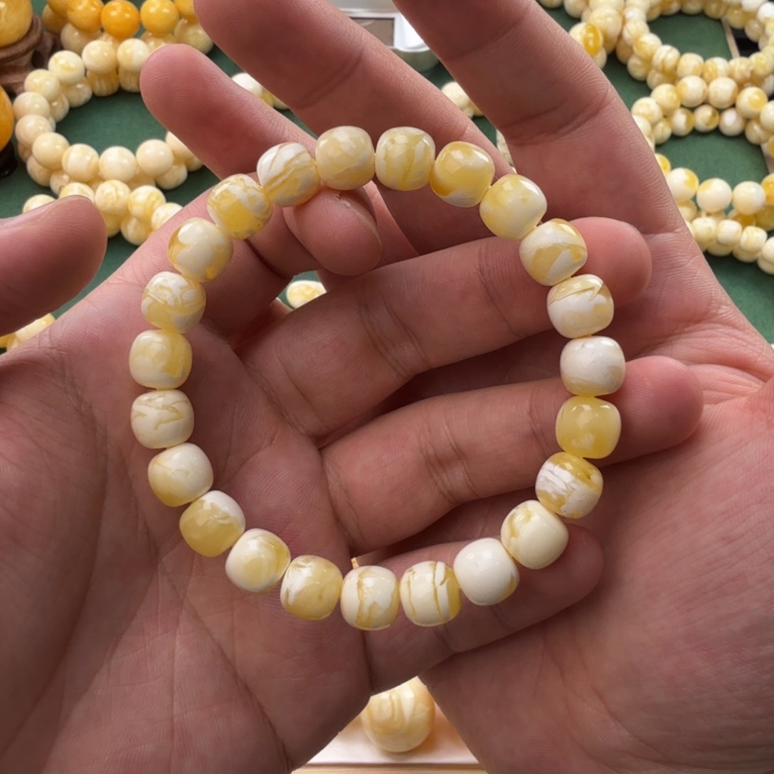 琥珀裸石未镶嵌天然蜜蜡