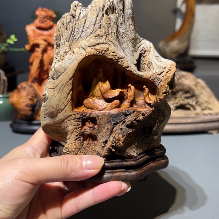 网***嫣柏木（崖柏）石窟佛摆件作品