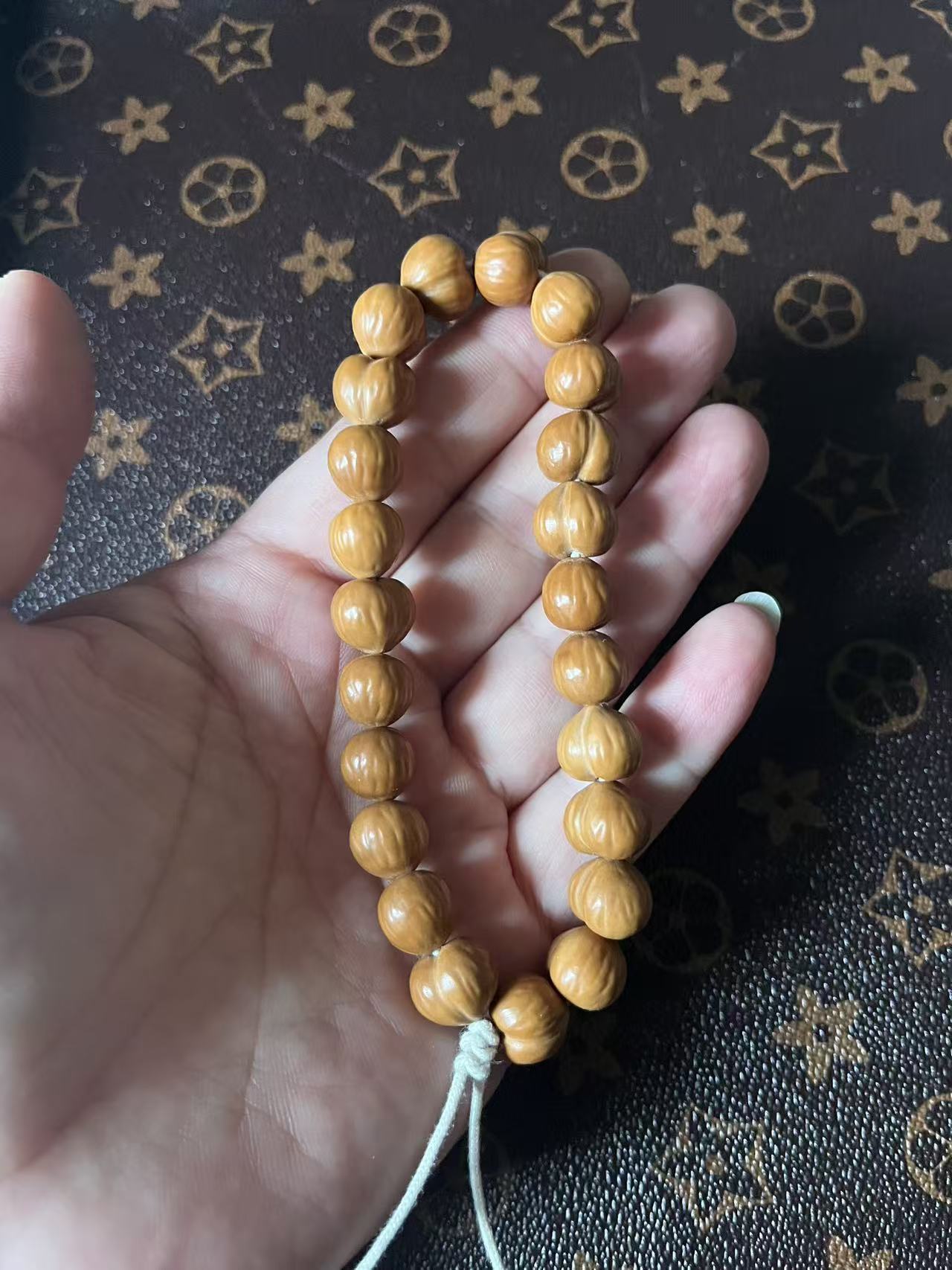 屁桃 雕刻款 猴头手串   二等品