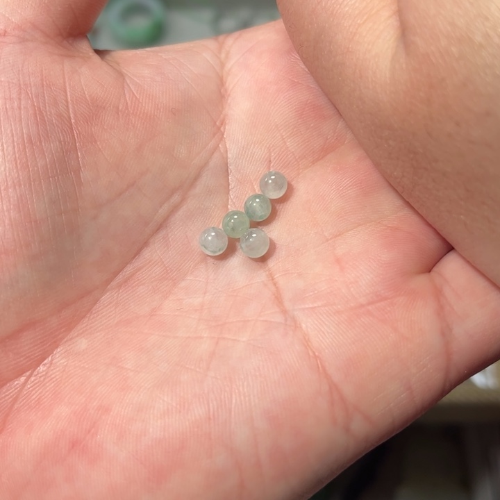 杨***姐翡翠散珠200宠粉优惠