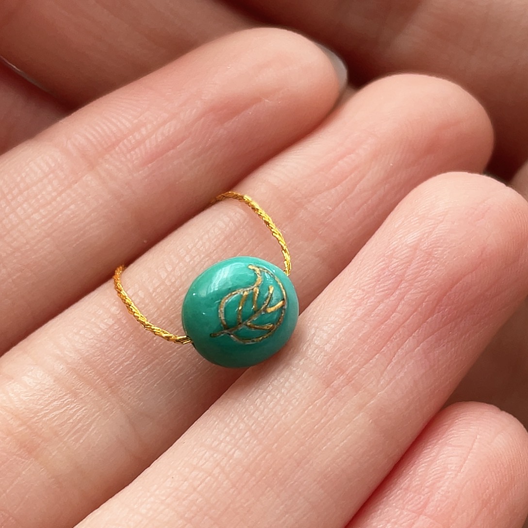 绿松石未镶嵌颈饰