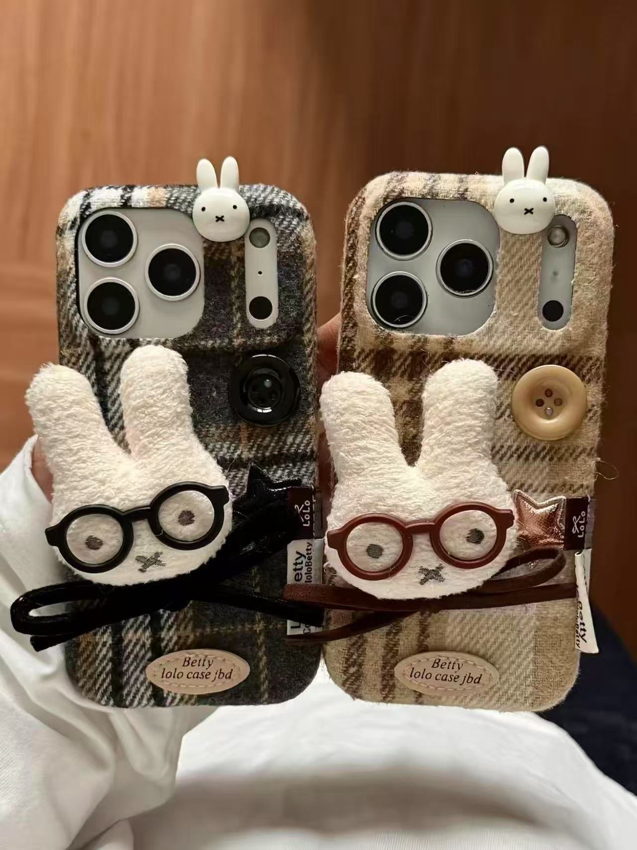 秋冬绒布格纹立体眼镜毛绒米菲适用iPhone17pro手机壳苹果16pro新