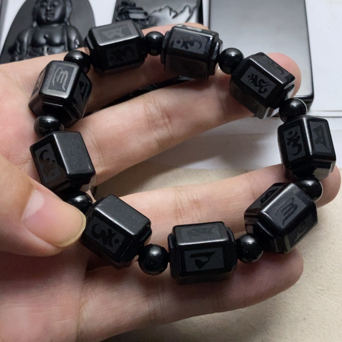 岁***痕翡翠未镶嵌手串手串