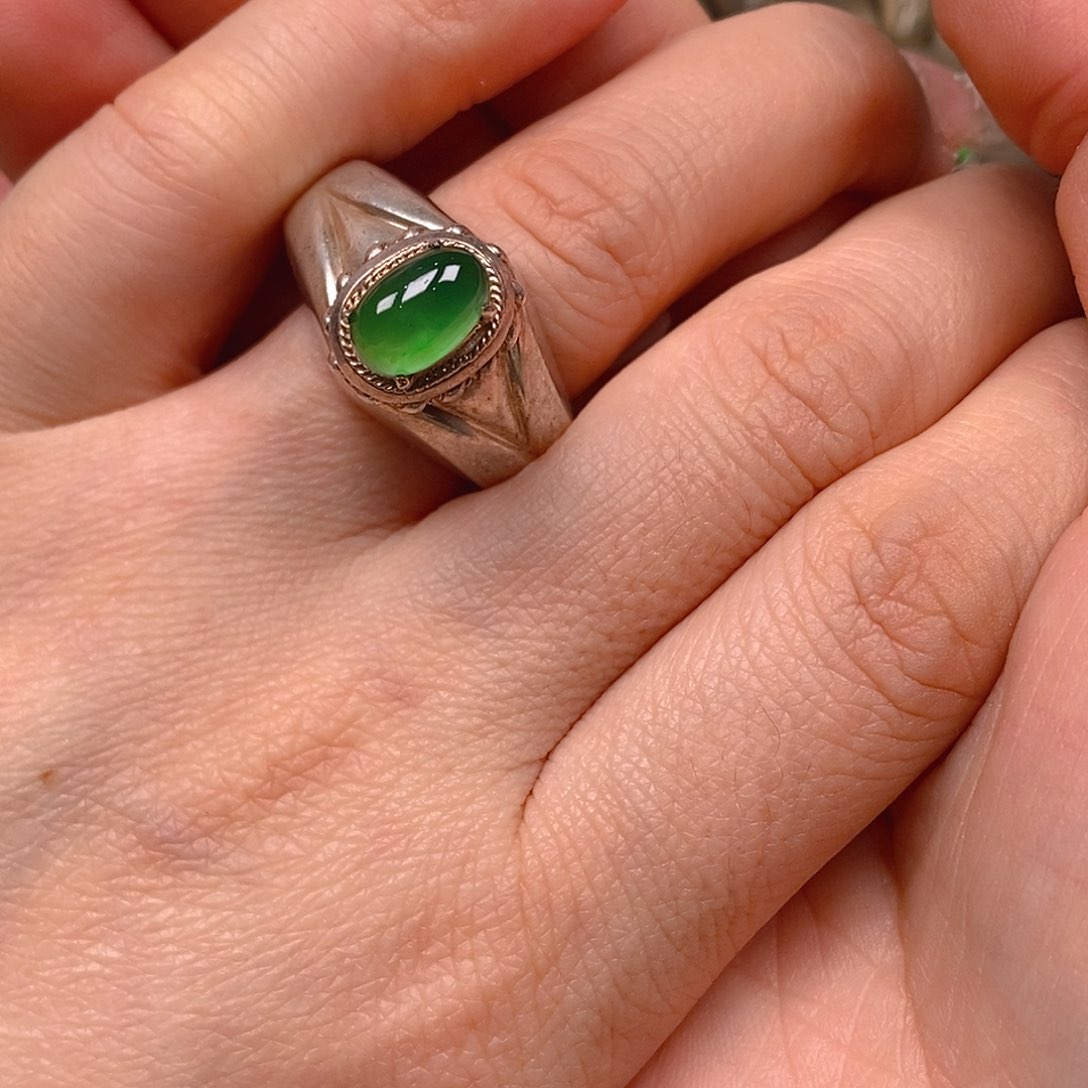 翡翠耳饰未镶嵌翡翠蛋面