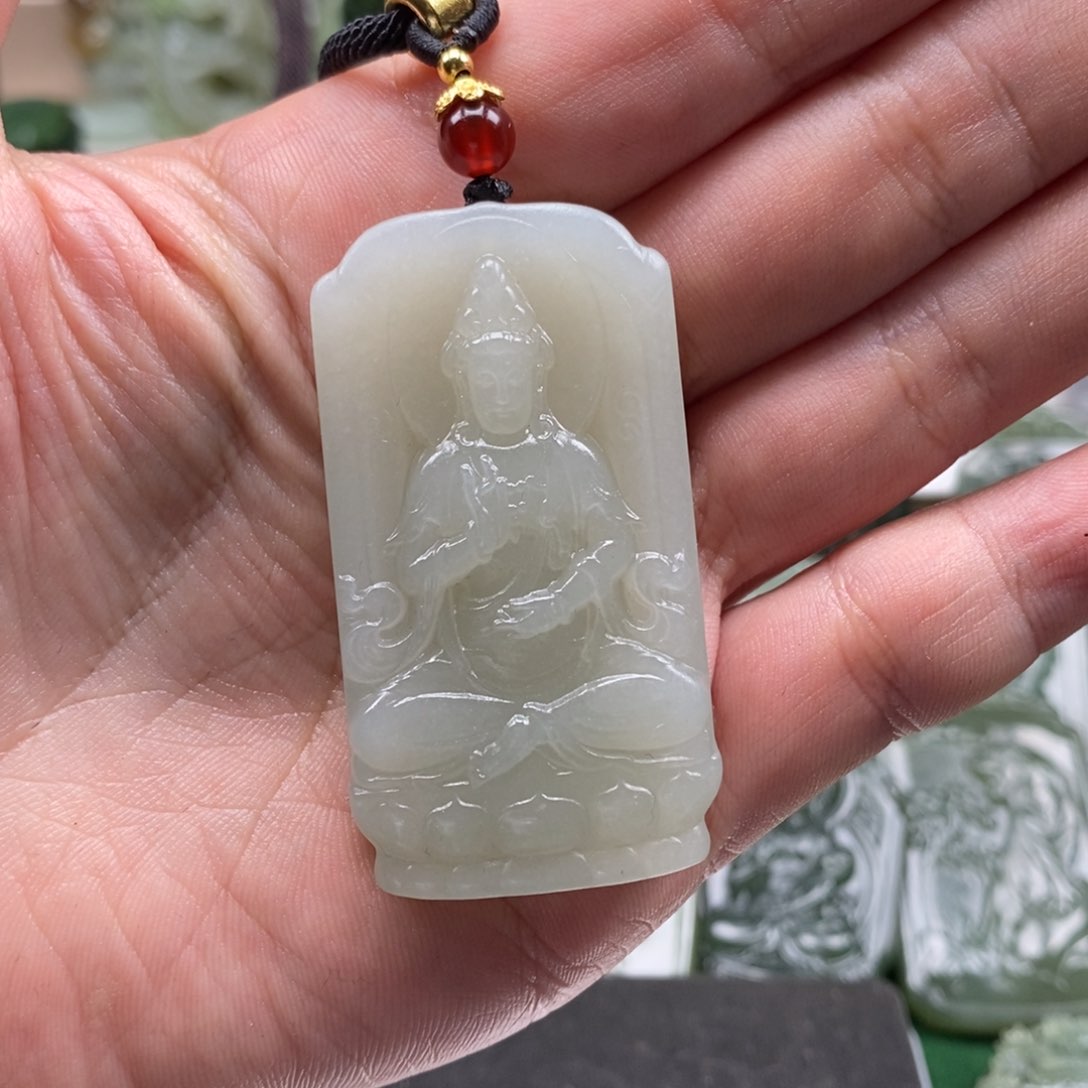 和田玉颈饰未镶嵌游**悔