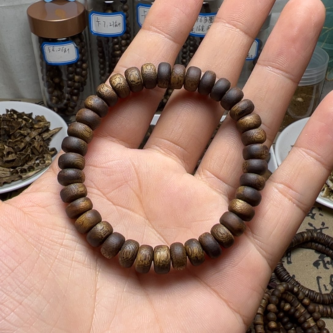 沉香沉香碎屑奇楠沉香卡8单圈算盘