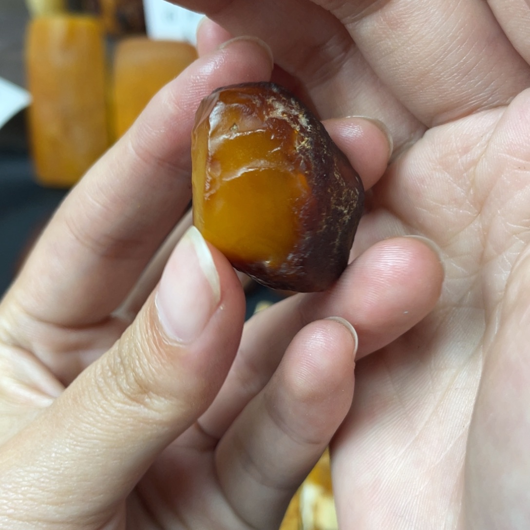 定制蜜蜡未镶嵌原石