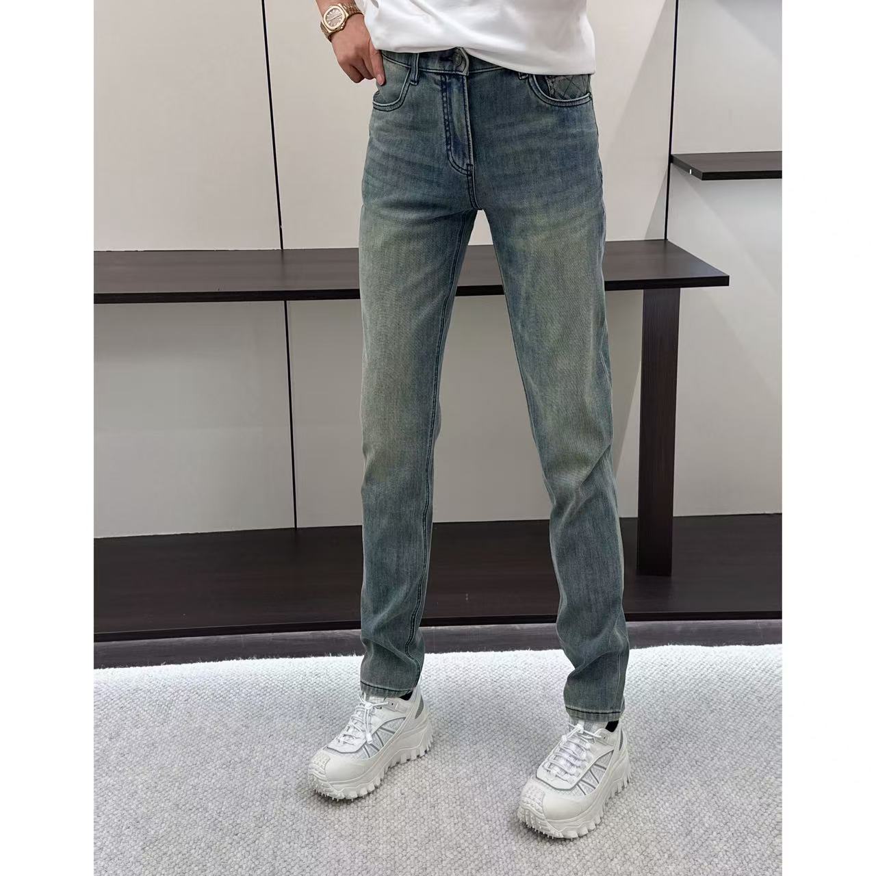  東•Dongzi 轻奢丨春季新品丨欧货重工烫钻工艺时尚修身牛仔裤526