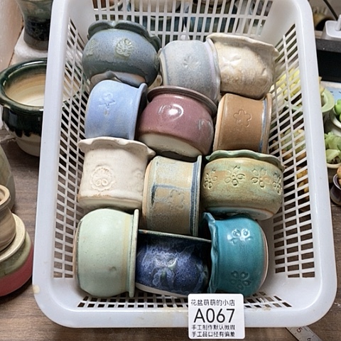紫砂花盆067微瑕品口厘米5厘米左右的