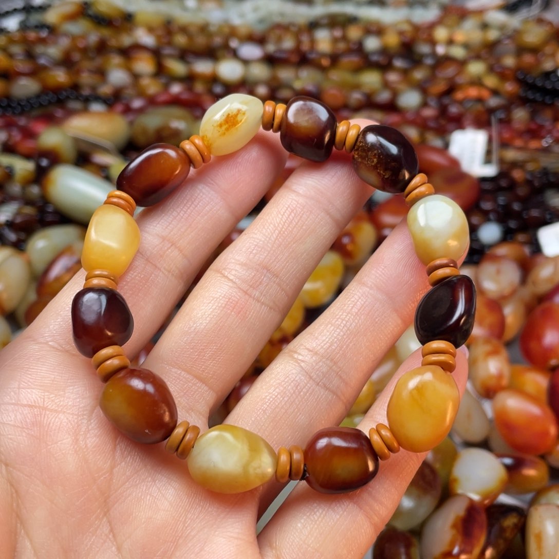 未镶嵌和田玉手链