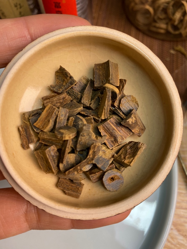 芽庄红土车珠碎料1克装