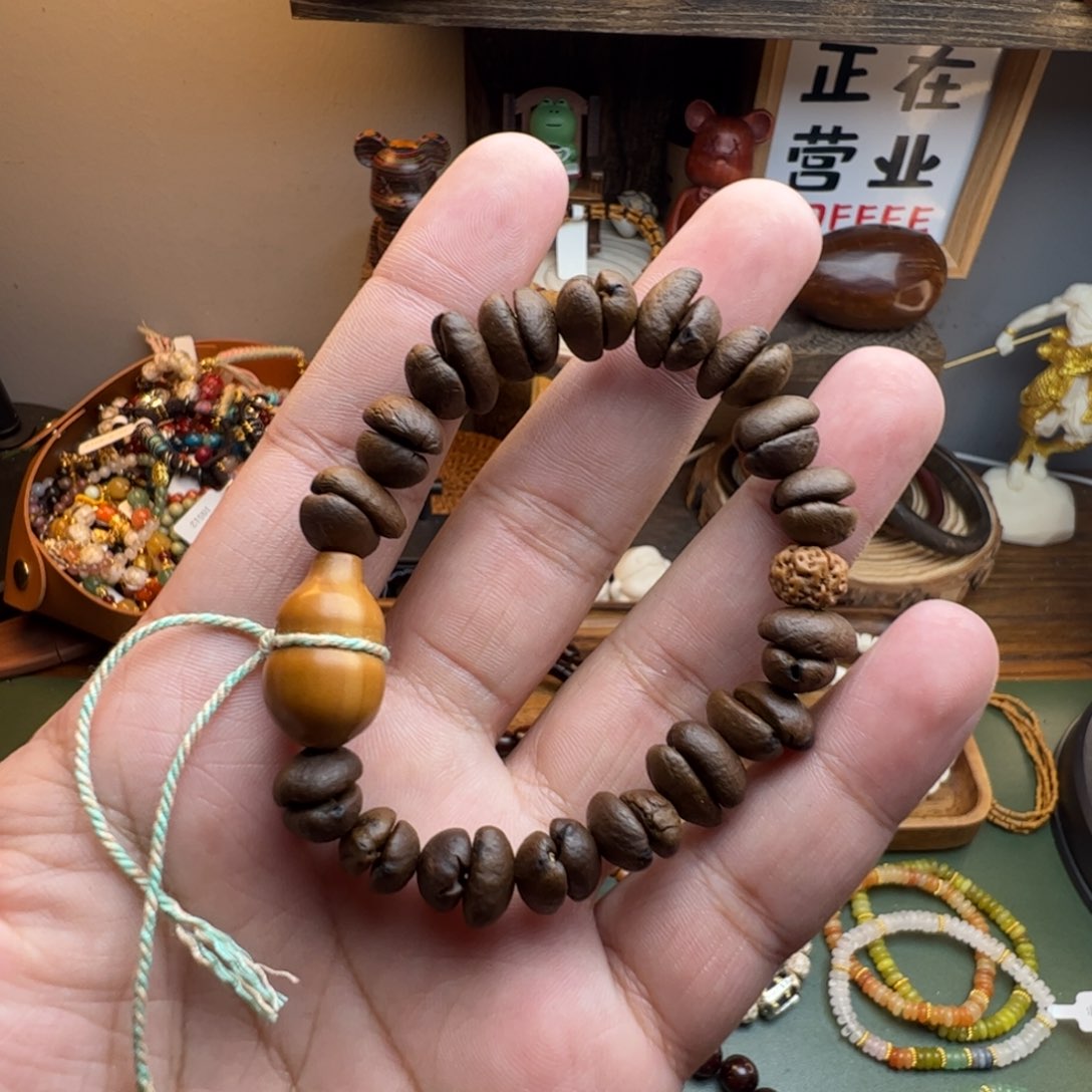 菩提根/象牙果手串