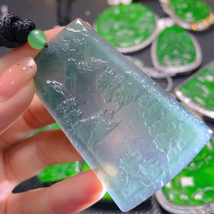 翡翠颈饰未镶嵌86，