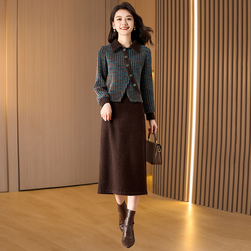 2025年小香风撞色气质连衣裙套装早春高级感减龄显瘦长款两件套女