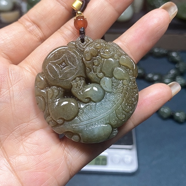 和田玉挂件未镶嵌