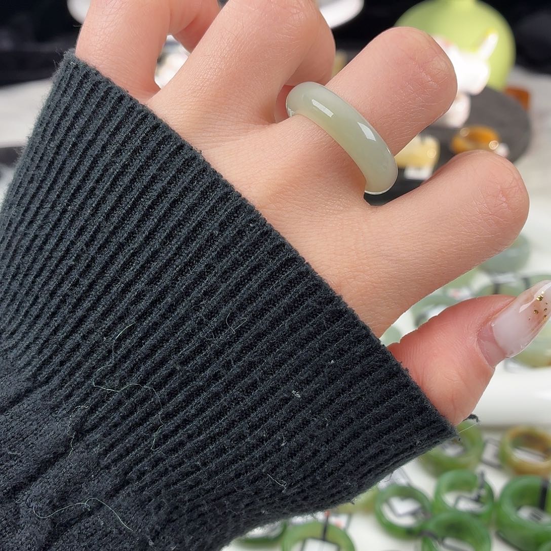 和田玉（糖玉）未镶嵌戒指S102奶蓝圆条18.1